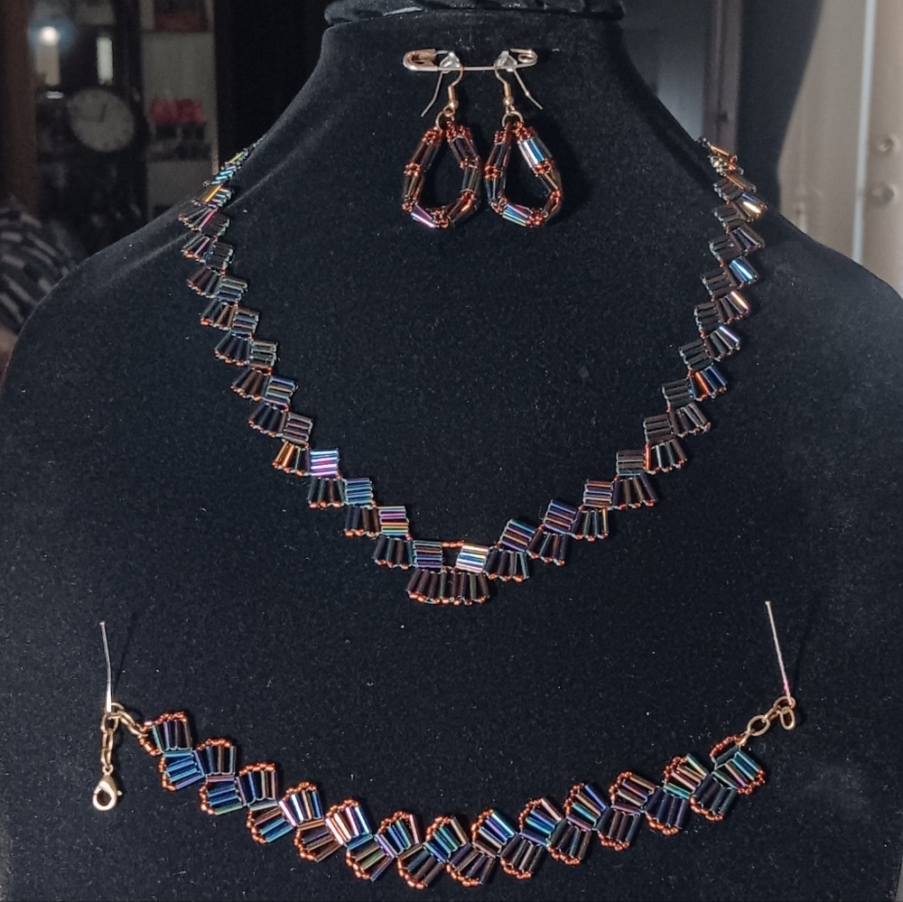 Multicolor Iridescent Beaded Necklace, Bracelet & Earring Set